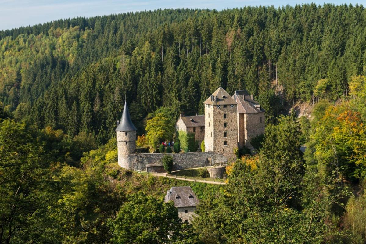 Brochepierre 28 Pers- Vue Exceptionnelle - Malmedy Villa ภายนอก รูปภาพ