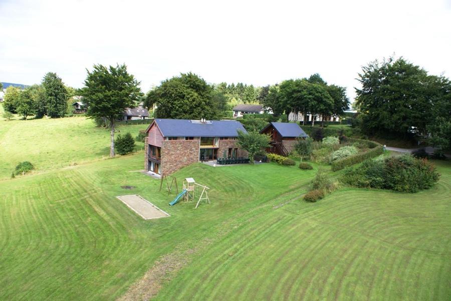 Brochepierre 28 Pers- Vue Exceptionnelle - Malmedy Villa ภายนอก รูปภาพ